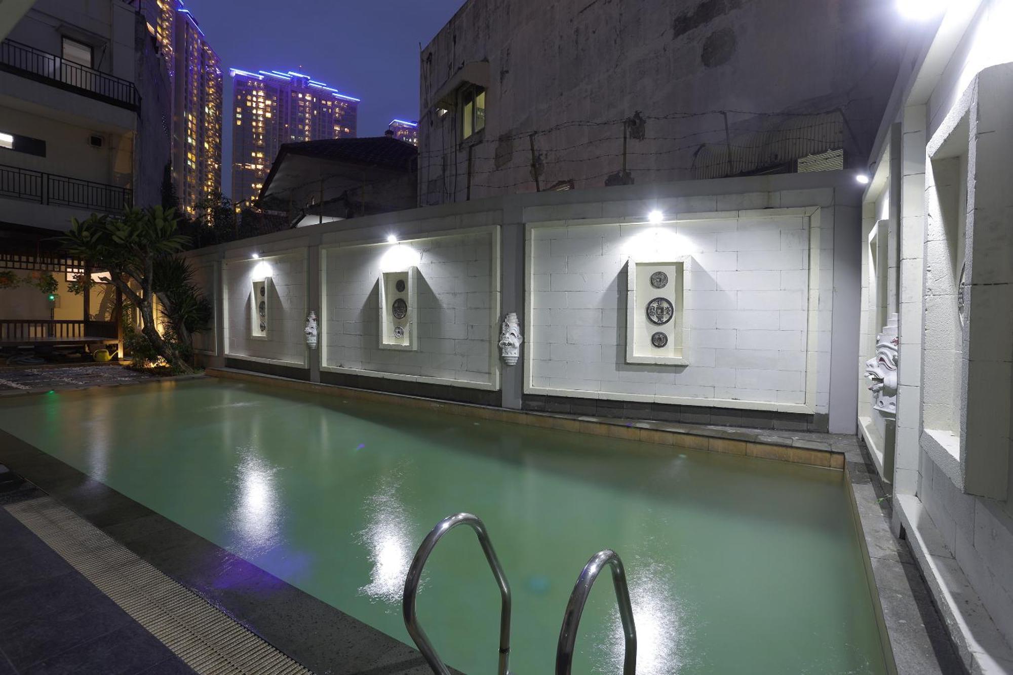 Jambuluwuk Residence Pakubuwono Jakarta Exteriör bild