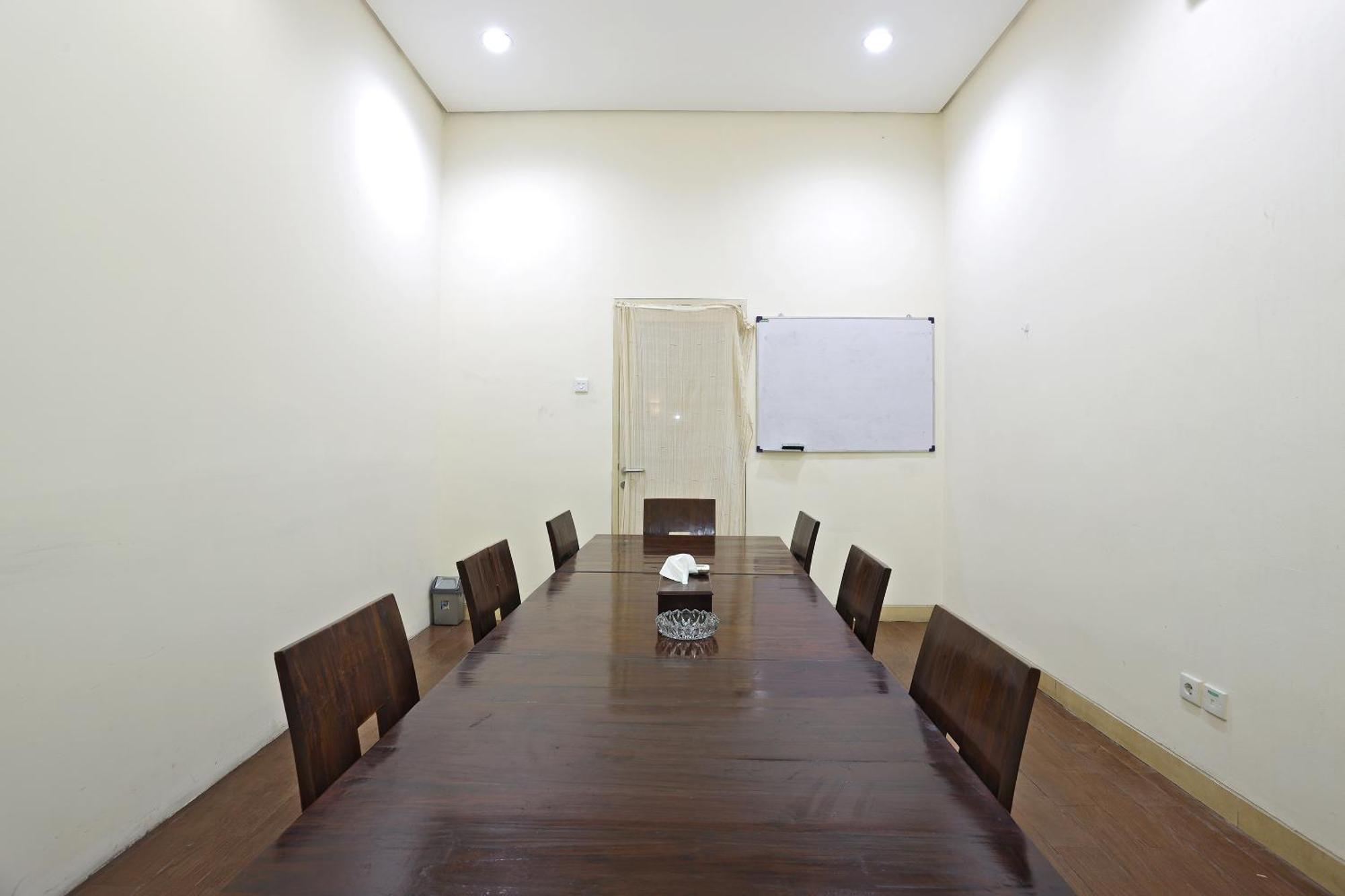 Jambuluwuk Residence Pakubuwono Jakarta Exteriör bild